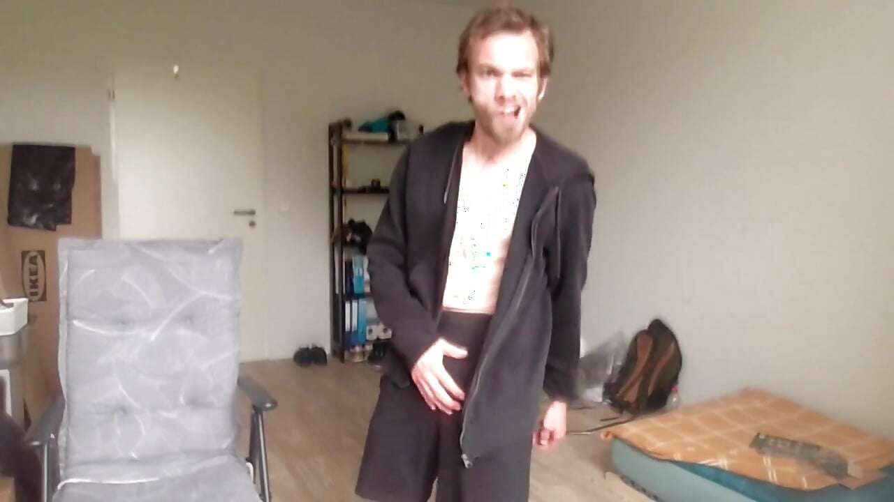 Idiot Bator Bro Gooning Out Like Crazy in the Guest Room